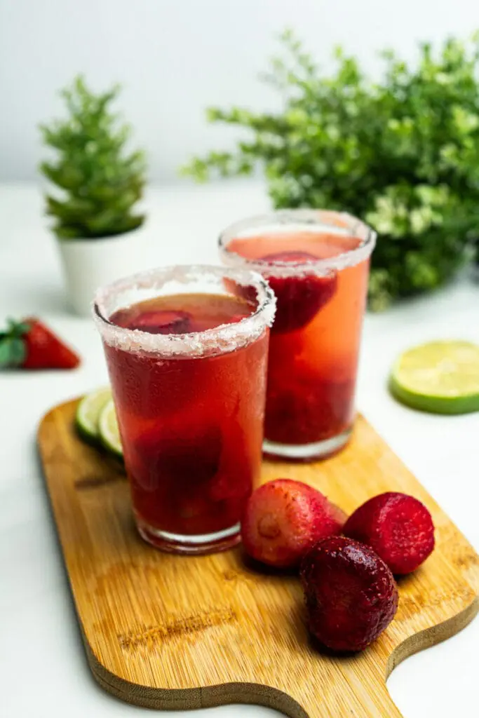 Strawberry Paloma Recipe featured image above