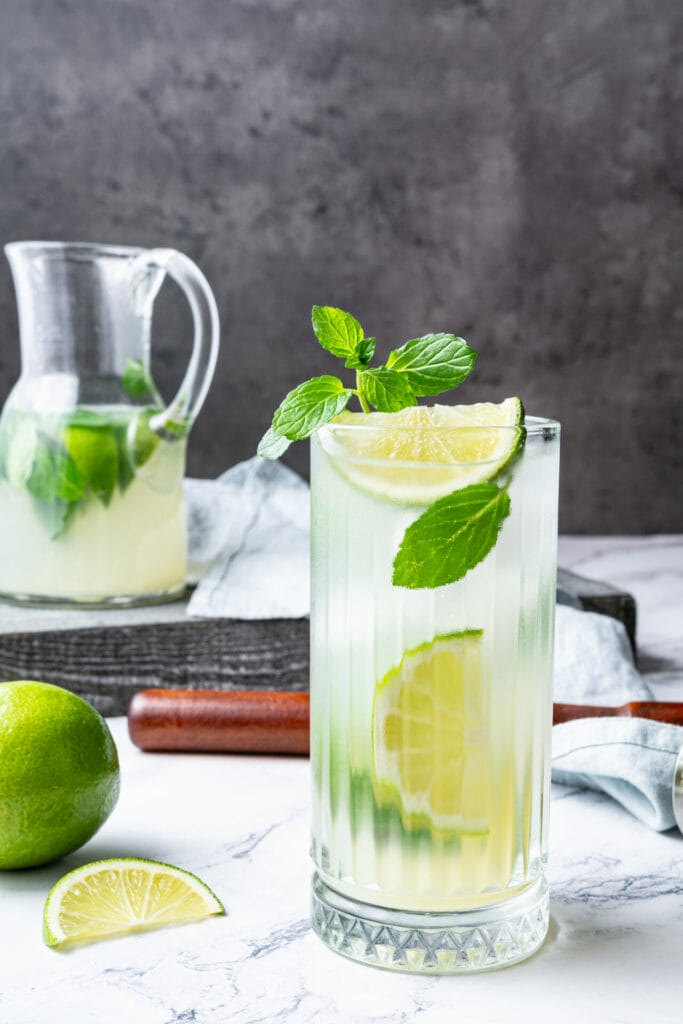 Easy Mojito Pitcher Recipe front shot featured image